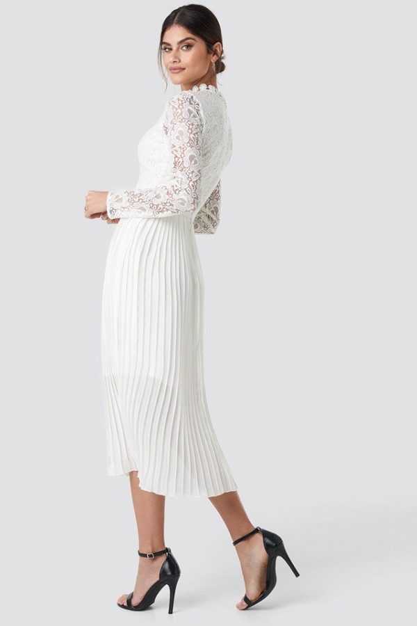 NA-KD – Crochet Detail Pleated Dress White Mariage Civil NA-KD