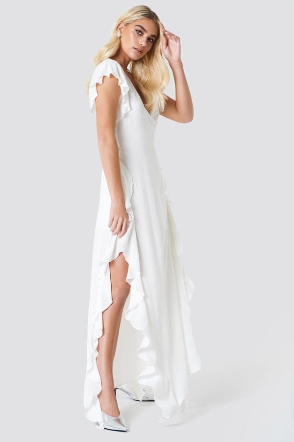 NA-KD – Sheer Wrap Maxi Dress White by Trendyol Robes de mariée à moins de 200 euros NA-KD