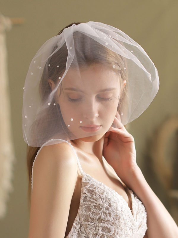 Voiles de mariage ivoire un niveau de perles Tulle bord coupé ovale long voile de mariée Voiles de mariée