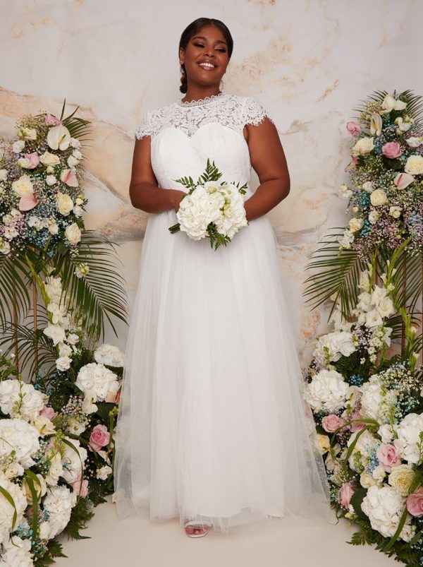 Chi Chi London – Plus Size Premium Lace Bridal Wedding Dress in White Mariage Bohème CHI CHI