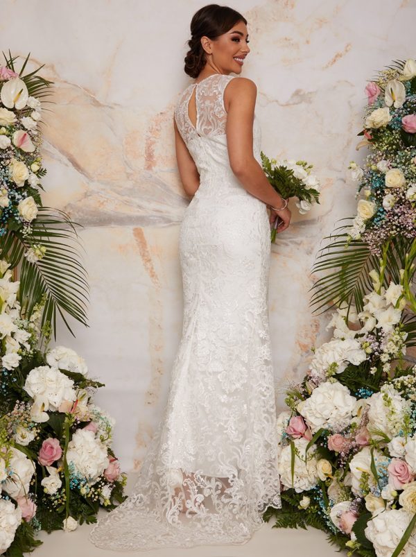 Chi Chi London – Sleeveless Premium Lace Bridal Wedding Dress in White Mariage Bohème CHI CHI