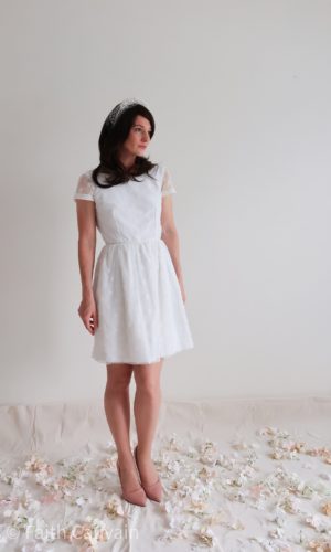 FaithCauvain – FANNY // Short-sleeved wedding dress. Lace. Bespoke babaydoll short dress. Cheap civil wedding dress Mariage Civil ETSY