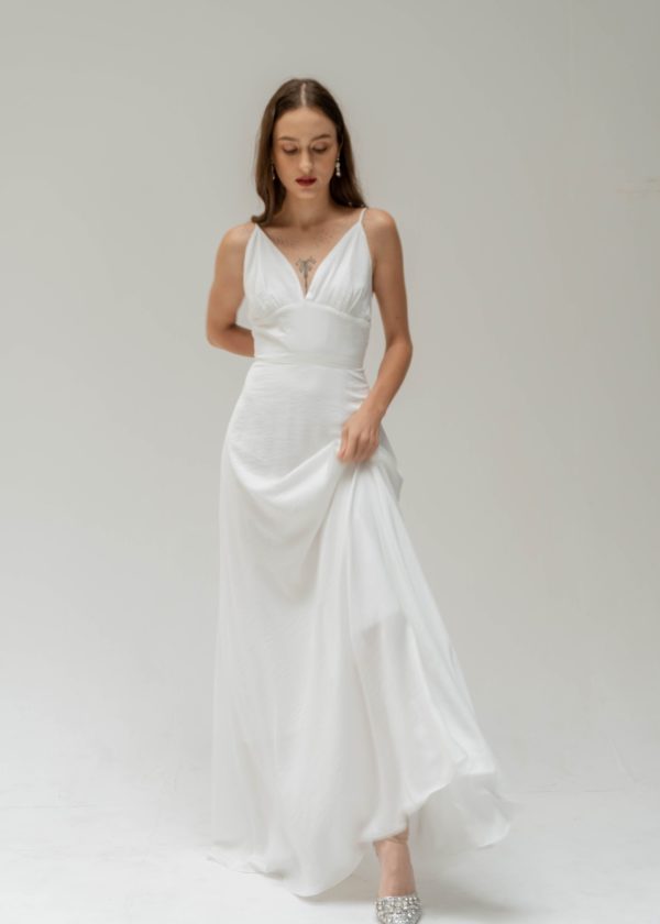 NoireBrand – Naomi slip wedding dress/Simple bridal gown with backless detail/Silk slip floor length reception dress Robes de mariée à moins de 200 euros ETSY