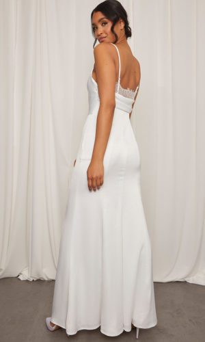 Chi Chi London – Cowl Neck with Lace Insert Maxi Wedding Dress in White Robes de mariée à moins de 200 euros CHI CHI