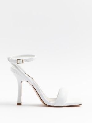 River Island – White wide fit padded heeled sandals Sandales mariage RIVER ISLAND