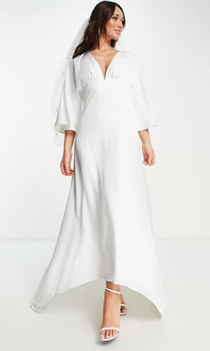 Y.A.S – Robe de mariée longue à dos échancré – Blanc Robes de mariée modernes ASOS