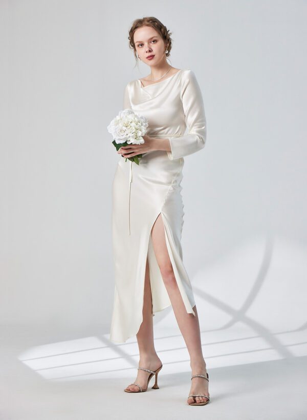 Silk Maison – Classy Side Slit Long Sleeve Silk Dress Robes de mariée à moins de 500 euros SILK MAISON