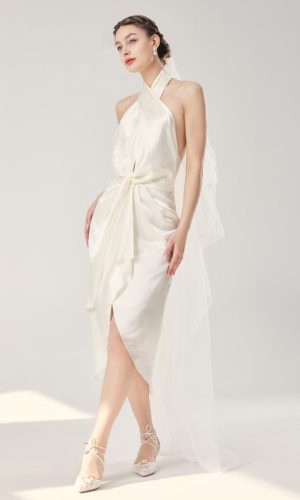 Silk Maison – Double Twist Knot Draped Silk Halter Dress Robes de mariée à moins de 500 euros SILK MAISON