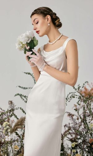 Silk Maison – Florentine Neckline Silk Slip Dress Robes de mariée à moins de 500 euros SILK MAISON