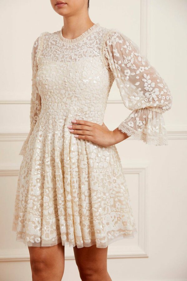 Needle & Thread – Filigree Lace Sequin Mini Dress Robes de mariée courtes NEEDLE & THREAD