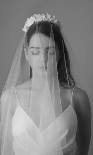 PAVIOTCreateur – Wedding veil with | crown Bridal Veil | Wedding veil| Falling sail| Ivory tulle sail | Blusher | sail Flowers Voiles de mariée