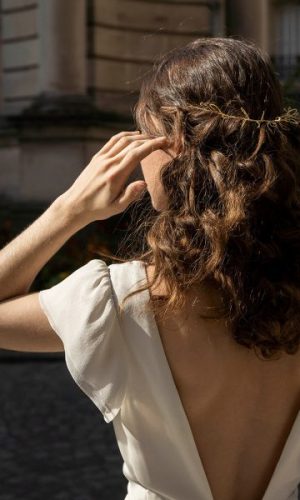 Couronne dorée Sõl Accessoires cheveux mariage The Wedding Explorer Couronne dorée Sõl Accessoires cheveux mariage The Wedding Explorer