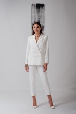 SUE – Veste tailleur mariage blanc Tailleurs de mariage The Wedding Explorer