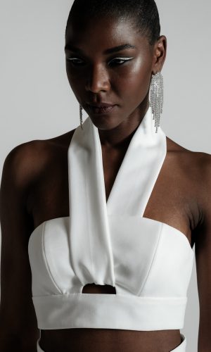 JEM – Crop top mariage tour de cou Robes de mariée deux-pièces The Wedding Explorer JEM – Crop top mariage tour de cou Robes de mariée deux-pièces The Wedding Explorer