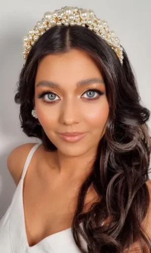 Serre-tête de mariée perlé Clemmie Tiara Gold Diadèmes & Bijoux de tête The Wedding Explorer Serre-tête de mariée perlé Clemmie Tiara Gold Diadèmes & Bijoux de tête The Wedding Explorer