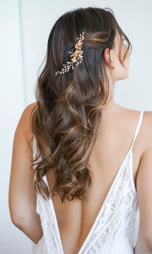 Mimosa – Vigne à cheveux mariée bohème Accessoires cheveux mariage The Wedding Explorer Mimosa – Vigne à cheveux mariée bohème Accessoires cheveux mariage The Wedding Explorer