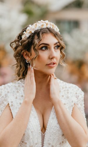 Serre-tête de mariée couronne florale Alexia Accessoires mariage The Wedding Explorer Serre-tête de mariée couronne florale Alexia Accessoires mariage The Wedding Explorer