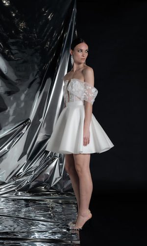 Robe bustier brodé de mariée courte KIM Robes de mariée courtes The Wedding Explorer