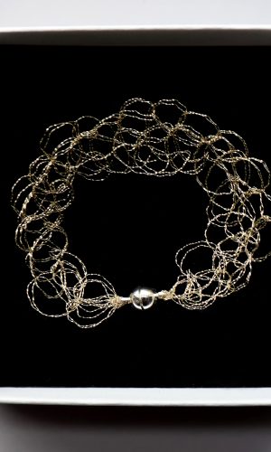 Bracelet Lumi or champagne Accessoires mariage The Wedding Explorer