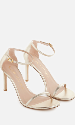 Sandales à talon en cuir | Argent Chaussures mariage The Wedding Explorer