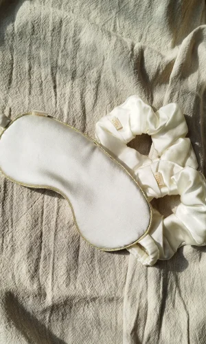 Masque de nuit Ayda Accessoires mariage The Wedding Explorer