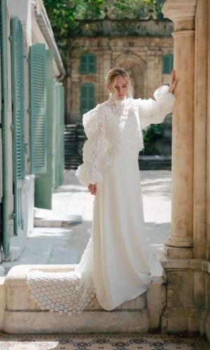 Par- dessus de mariée PENELOPE Tenues pour la mariée moderne The Wedding Explorer