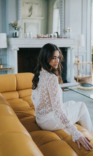 ROMANE – HAUT DENTELLE – MARIAGE Tenues pour la mariée moderne The Wedding Explorer