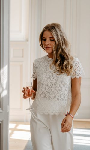 JULIE – HAUT DENTELLE DOS NU – MARIAGE Tenues pour la mariée moderne The Wedding Explorer