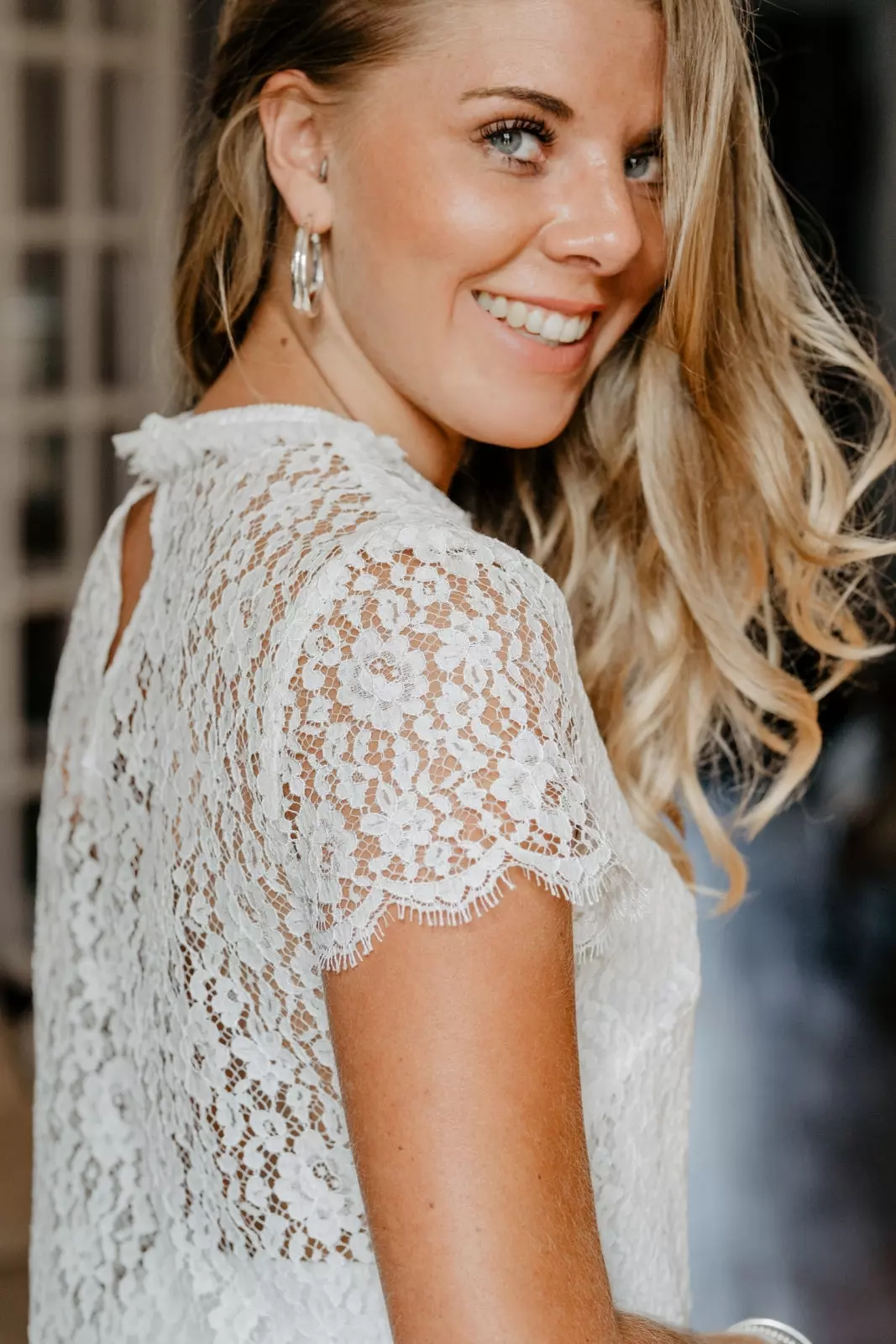 JADE – HAUT DENTELLE – MARIAGE Tenues pour la mariée moderne The Wedding Explorer JADE – HAUT DENTELLE – MARIAGE Tenues pour la mariée moderne The Wedding Explorer