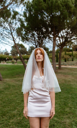 Voile meringue Priscilla Accessoires cheveux mariage The Wedding Explorer Voile meringue Priscilla Accessoires cheveux mariage The Wedding Explorer