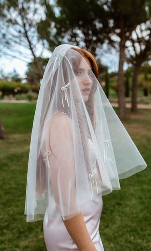 Voile meringue Priscilla Accessoires cheveux mariage The Wedding Explorer