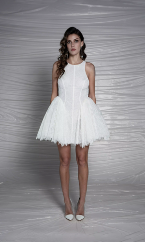 Robe de mariée ANA Robes de mariée courtes The Wedding Explorer Robe de mariée ANA Robes de mariée courtes The Wedding Explorer