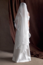 Asteria Draped Chiffon Veil – Ivory Robes de mariée The Wedding Explorer