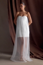 Bettany Chiffon Strapless Maxi Dress – White Robes de mariée The Wedding Explorer