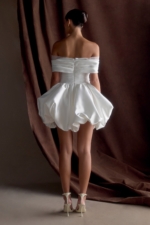 Lauretta Off Shoulder Mini Dress – White Robes de mariée The Wedding Explorer