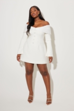 Bow Mini Dress Robes de mariée courtes The Wedding Explorer