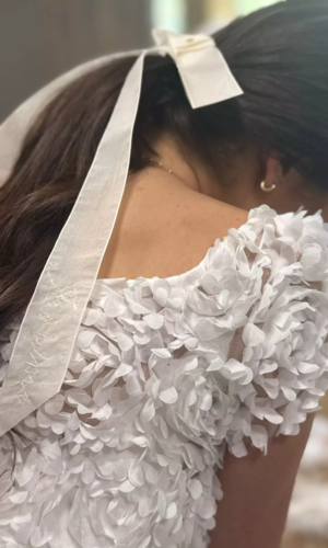 Peigne JE T’AIME Accessoires cheveux mariage The Wedding Explorer