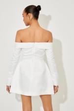 The Ultimate Muse Satin Bardot Mini Dress Robes de mariée courtes The Wedding Explorer