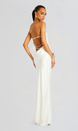 Wendi Dress Robes de mariée The Wedding Explorer