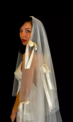 Voile de mariée Cate B. Accessoires cheveux mariage The Wedding Explorer