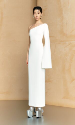 The Alina Maxi Dress in Cream Robes de mariée The Wedding Explorer