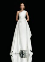 The Charo Maxi Dress in Cream Robes de mariée The Wedding Explorer