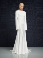 The Claudine Maxi Dress in Cream Robes de mariée The Wedding Explorer