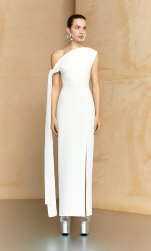 The Irina Maxi Dress in Cream Robes de mariée The Wedding Explorer