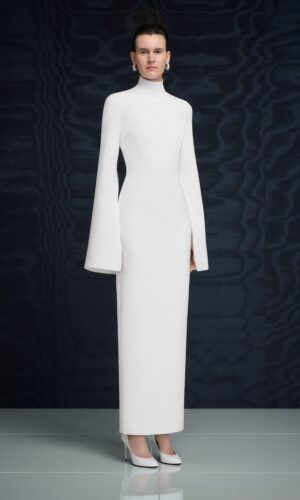 The Josefine Maxi Dress in Cream Robes de mariée The Wedding Explorer