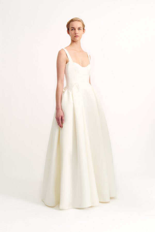 Diamond Bridal Dress in Ivory Genzianella | The Wedding Explorer